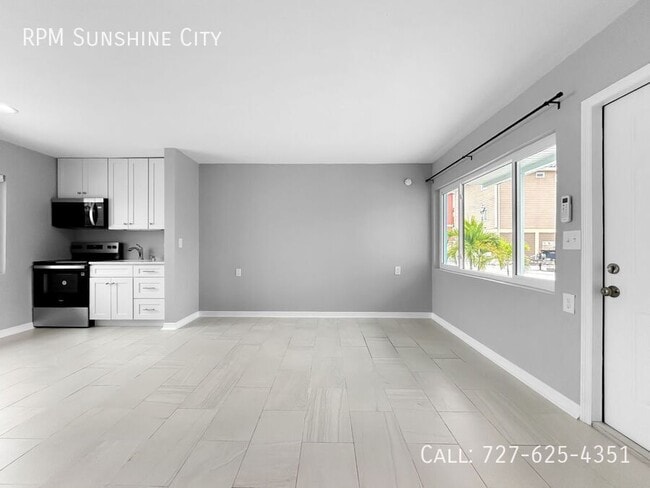 Photo - 17615 Lee Ave Unidad B