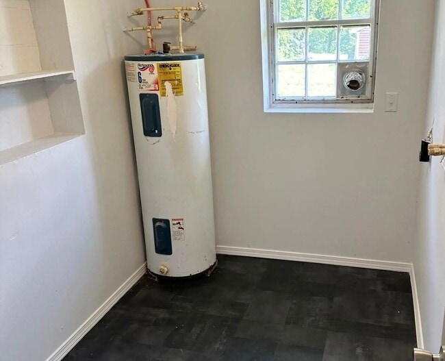 Photo - Charming 1 Bed House