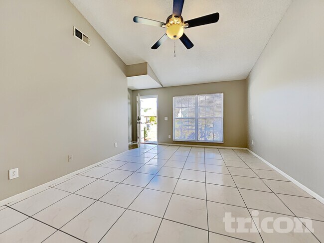 Photo - 4413 Shadberry Dr