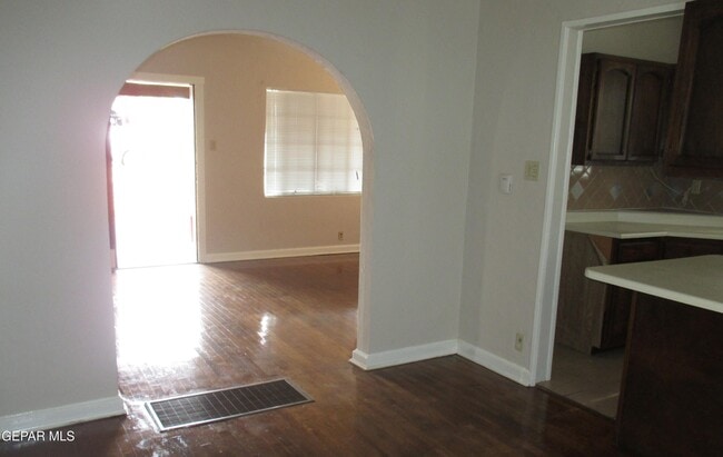 Photo - 4522 Bliss Ave