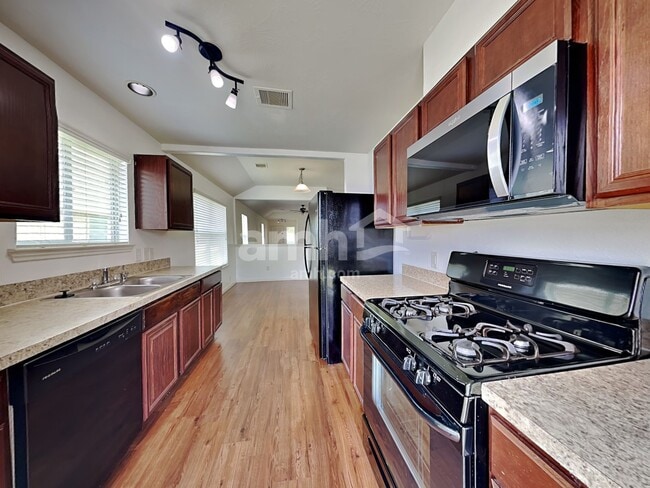 Photo - 6019 Brenwood Trails Ln