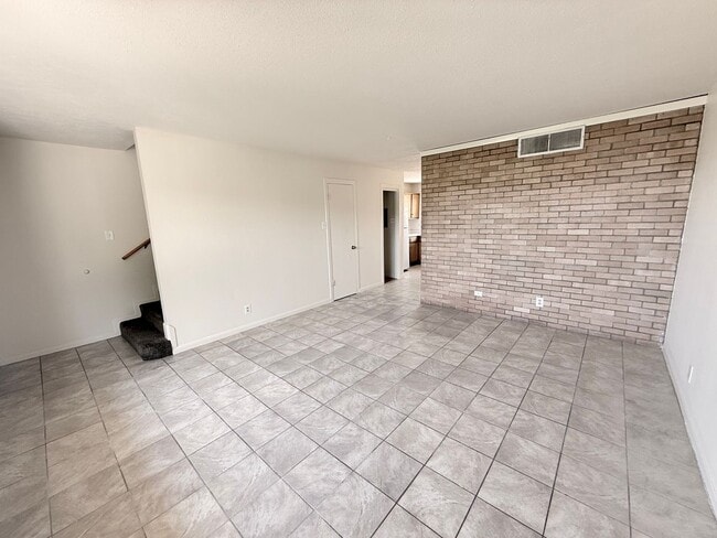 Photo - 1705 Payne St