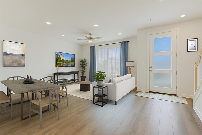 Photo - 517 Emory Crossing Blvd