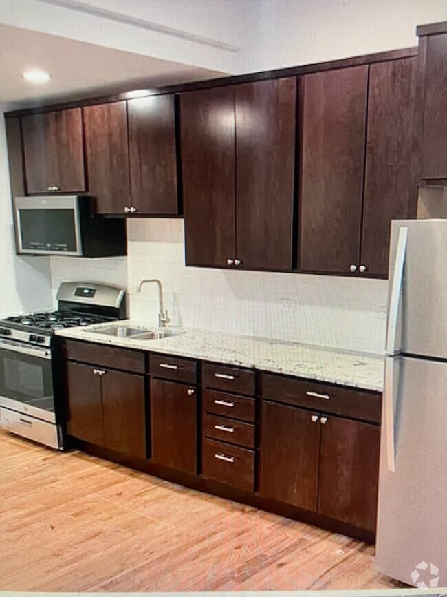 Building Photo - 2708 W Maypole Ave Rental