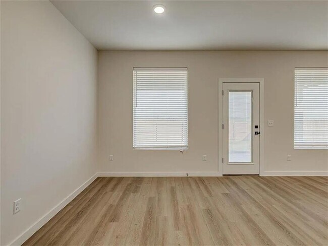 Photo - 8305 NW 163rd Ter