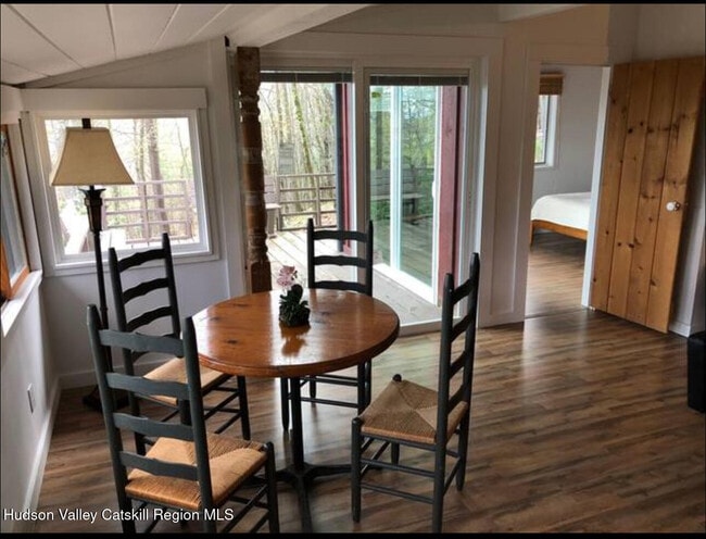 Photo - 195 Glenford Wittenberg Rd