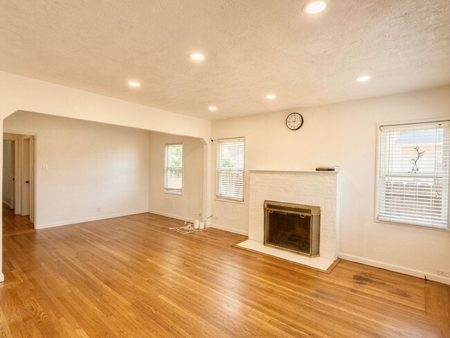 Photo - 1478 172nd Ave