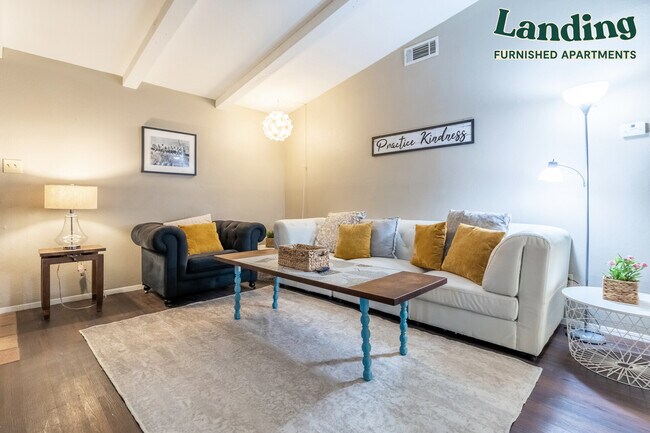 Photo - 300 W William Cannon Dr Unidad A.1315020