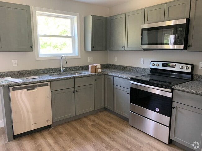 Building Photo - 76-78 Cottage Place Unit 78 Rental