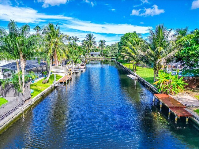 Photo - 1930 NW 32nd Ct