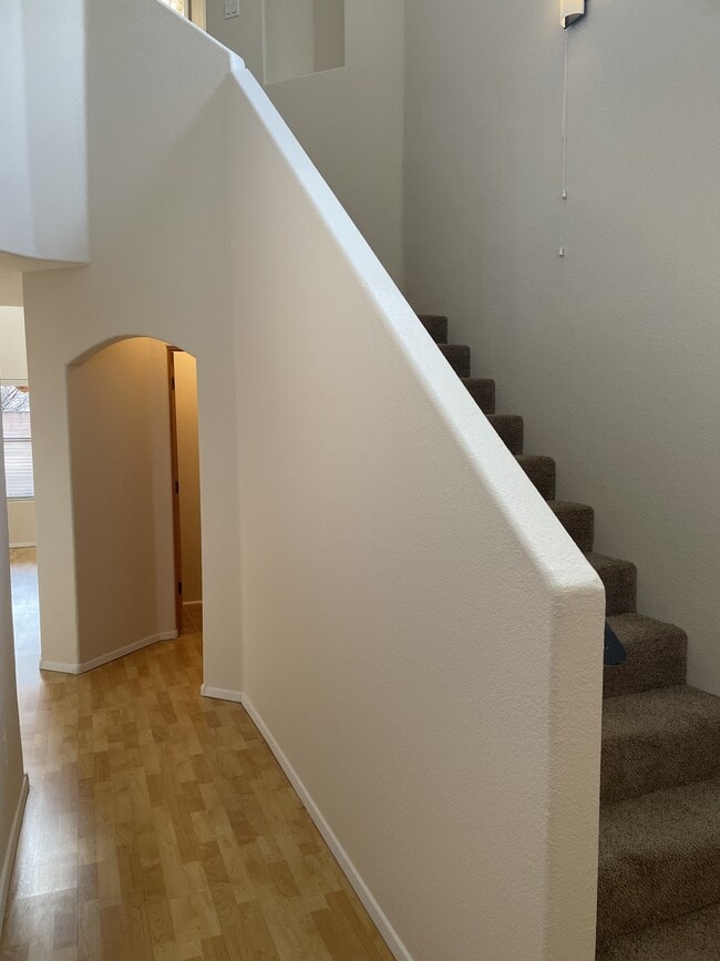 Photo - 7304 Via Contenta NE