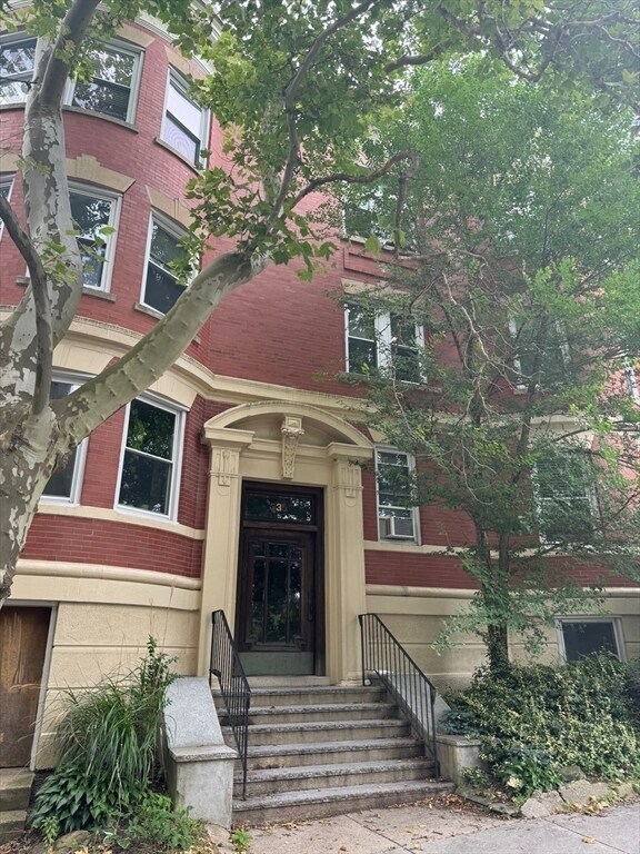 Photo - 235 Rawson Rd Unit 3