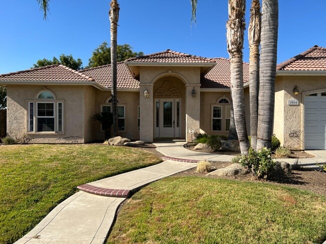 Photo - 1046 Lords Ct