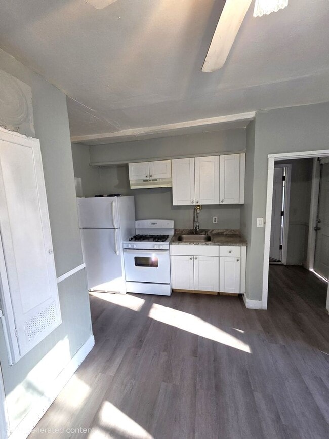 Building Photo - 718-720 Charles Street Unit #1L