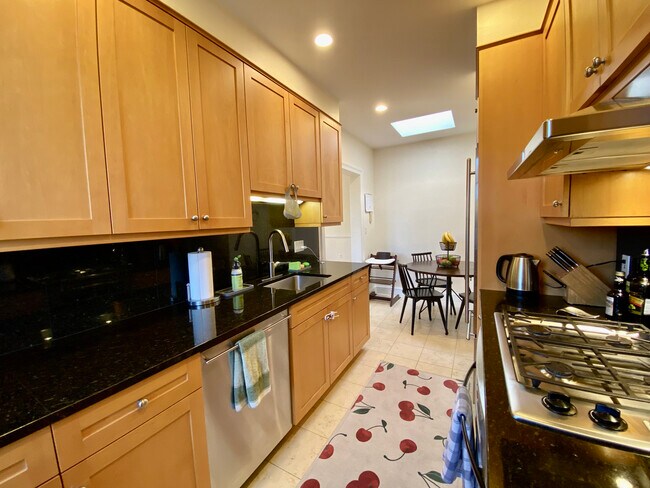 30 Longwood Ave Unidad 3