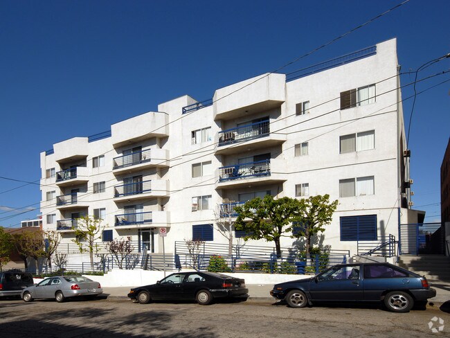 Photo - Greenview Apartments