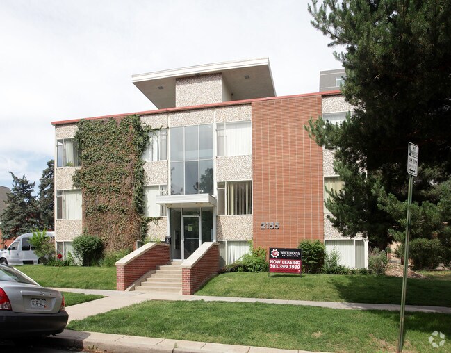 Josephine Apartments - Josephine Apartments