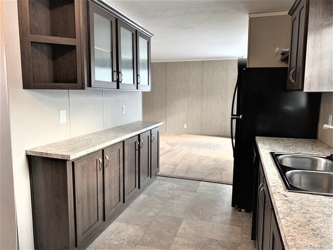 Photo - 17164 Canterbury Cir