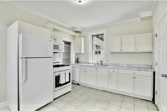 Photo - 163 Coleridge St Unit 1