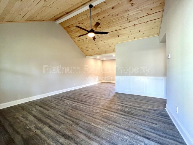 Photo - 189 W Jefferson St