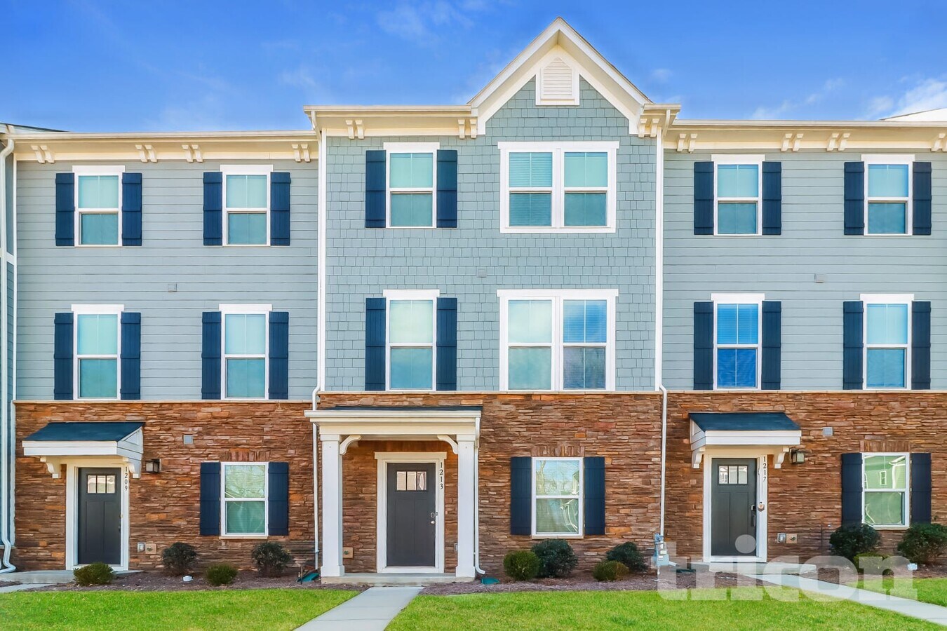 Photo - 1213 Ashbury St