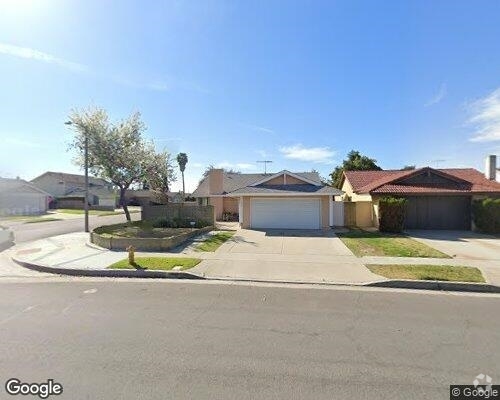 Building Photo - 17833 Sybrandy Ave Rental