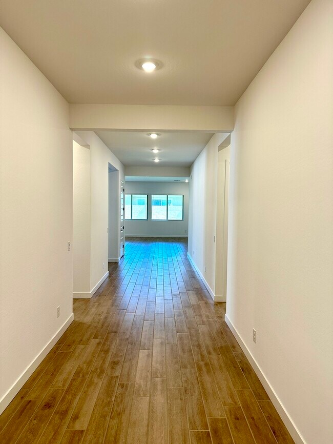 Photo - Fantastic "Holly" floor plan in Bella Vista Farms