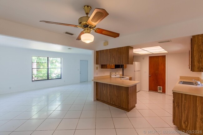 815 Peppertree Ct