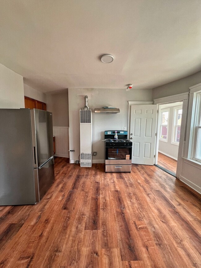 Photo - 237 Cowden St Unidad 2 F