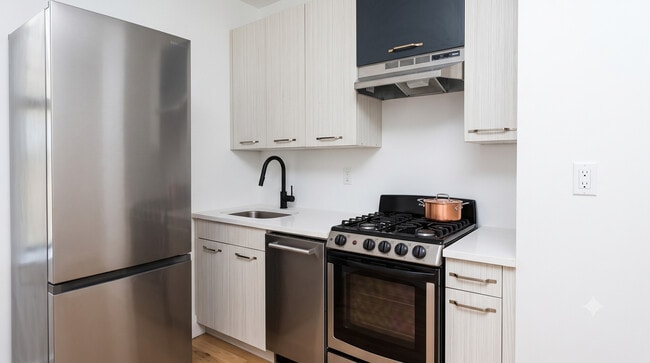 545 W 125th St
