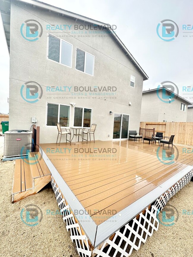 Photo - Beautiful 4 Bedroom 3 Bathroom House Located In Spanish Springs!!! Dont wait, CALL NOW!!!!!