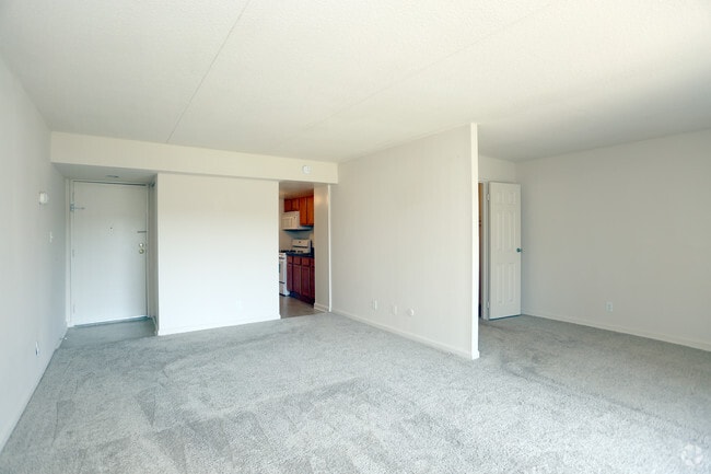 Living Room - Top of the Hill Apartments