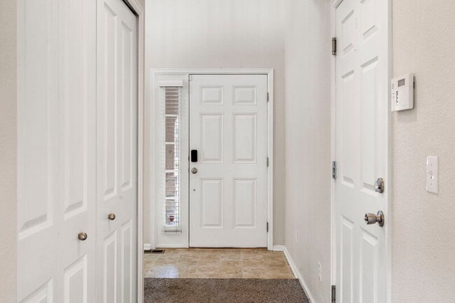 Photo - 815 Fire Rock Pl