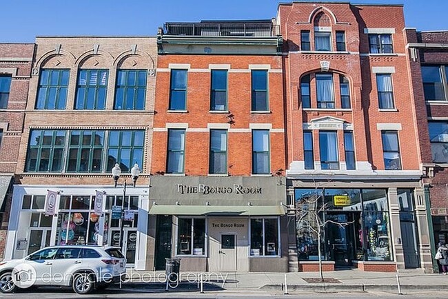 Photo - 1470 N Milwaukee Ave Apartment