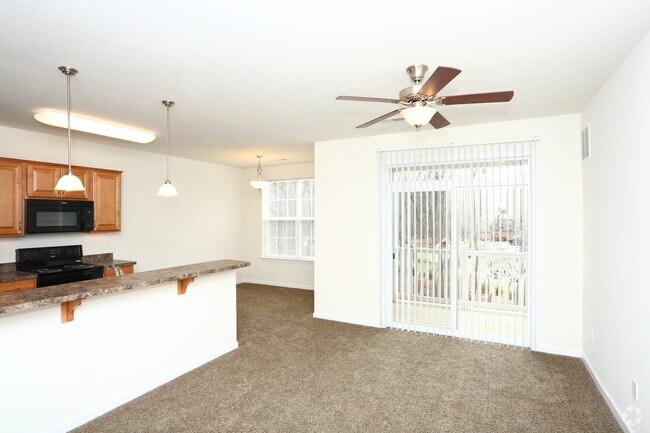 Living Room & Patio Entry