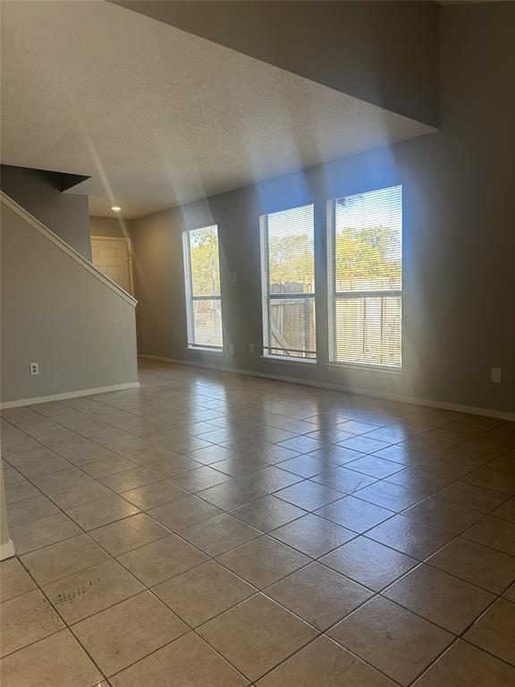 Photo - 4807 Putters Cove