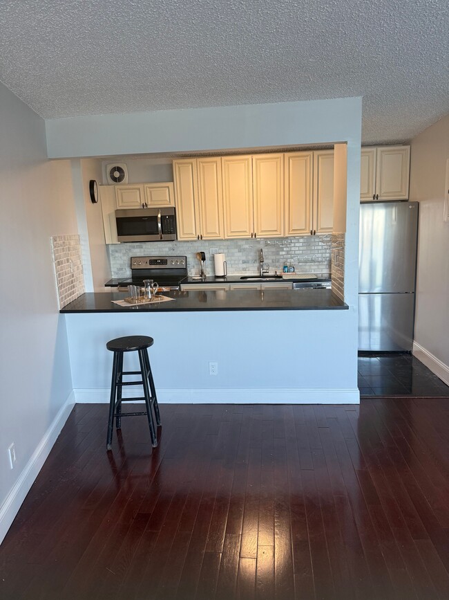 Photo - 2540-40 Shore Blvd Unit 3Q