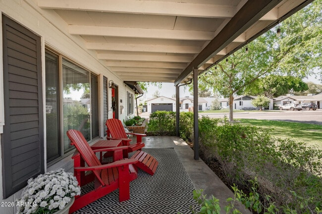 Photo - 4813 E Fairmount Ave