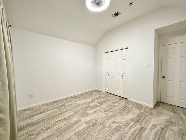 Photo - 3226 Candlepine Dr