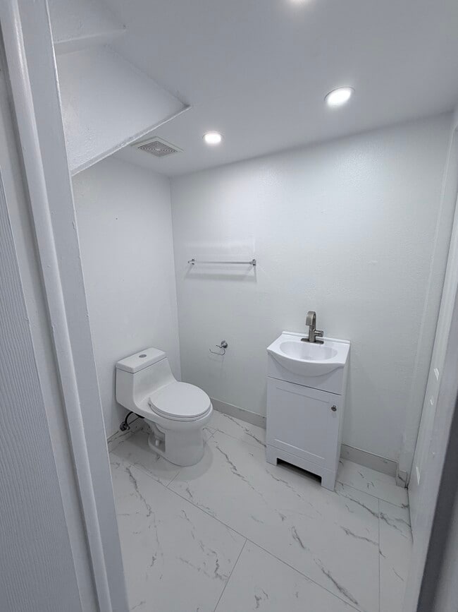 Photo - 9365 Fontainebleau Blvd Unit E-218