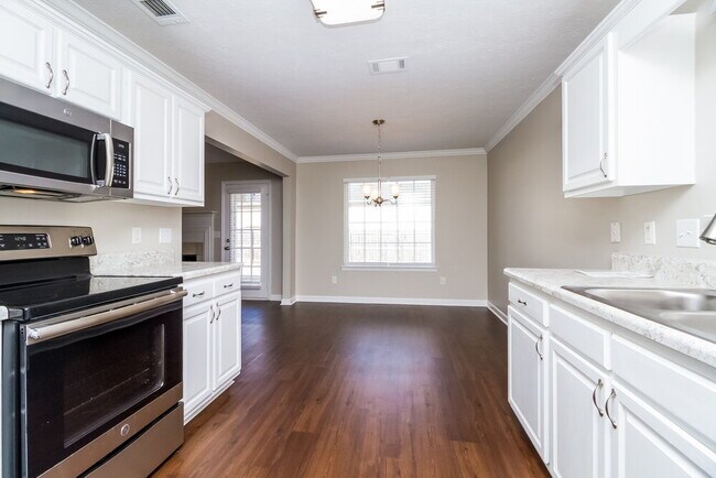 Photo - 7036 Hickory Pass Ln