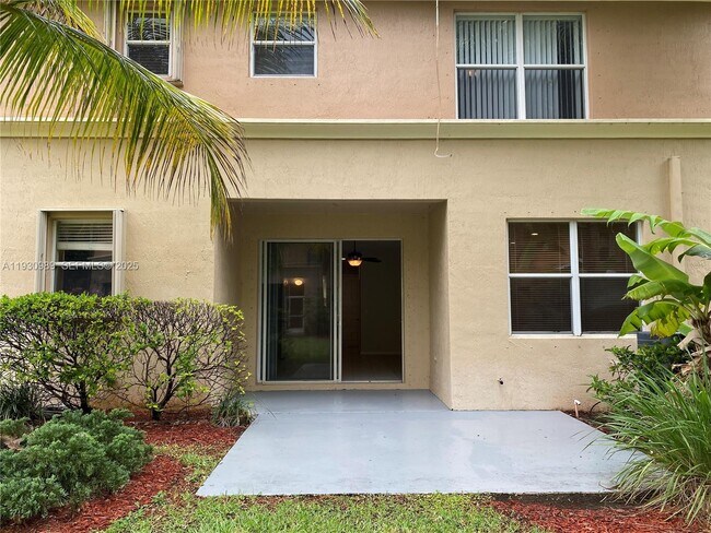 112 Wakulla Springs Way