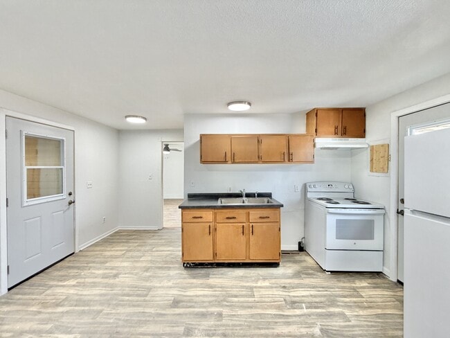 Photo - 425 S Jackson St