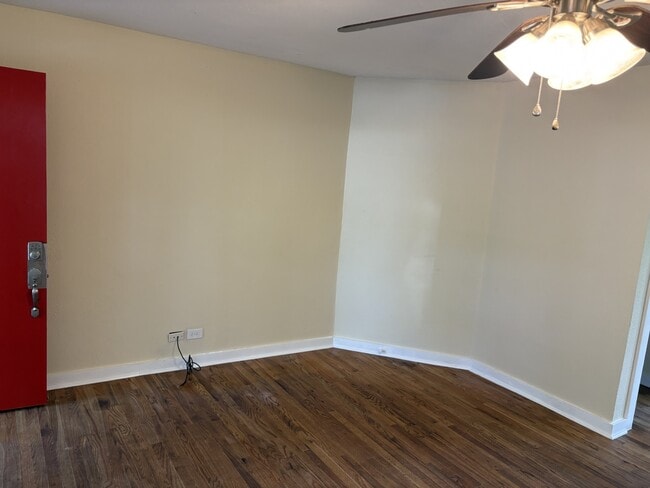 Photo - 2915 Olive St