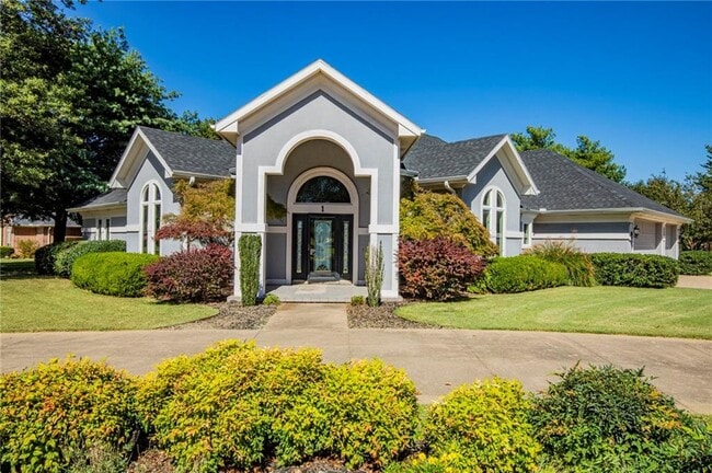 Photo - 1 Darian Dr House