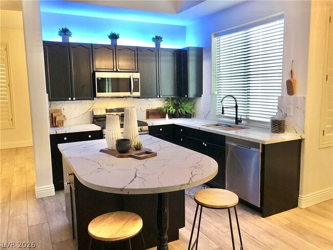 Photo - 20 Chateau Whistler Ct