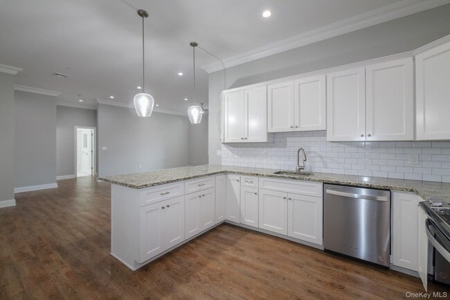 Photo - 2 Union Pl Unit 3F