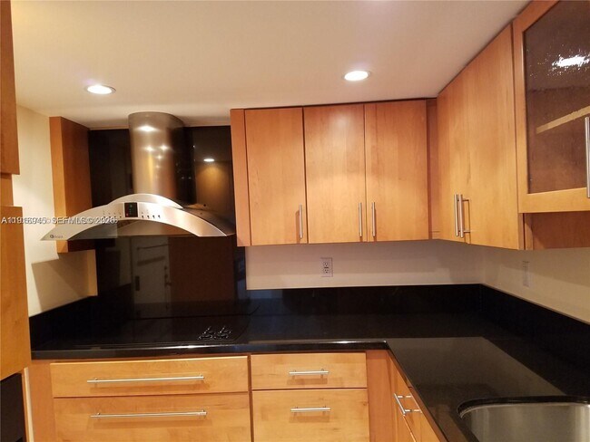 Photo - 2333 Brickell Ave Unit 2215