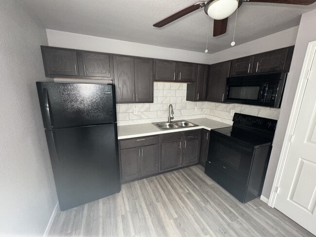 2810 Cedar Cir Unidad 4