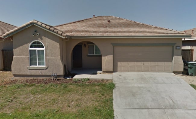 Building Photo - 1963 Bonavista Way